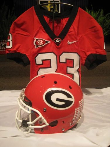 0198 Closeup of UGA jersey and helmet